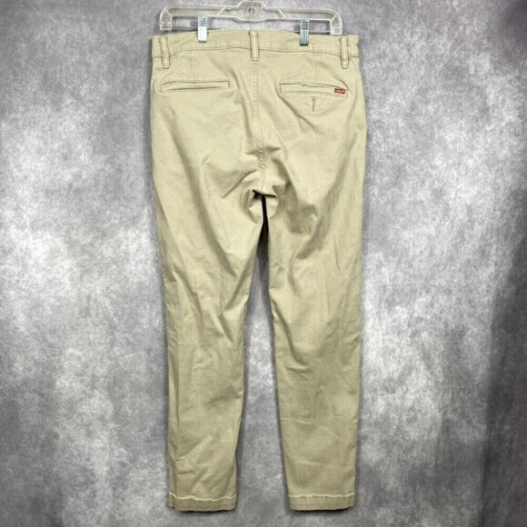 Levis XX Chino Pants Mens Tag 33x32 (33x30) Tan Standard Taper Casual - Picture 2 of 8